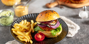 Beitragsbild des Blogbeitrags Linsen-Burger – Veggie-Burger mit Linsen-Laibchen aus roten Linsen