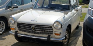 Beitragsbild des Blogbeitrags Peugeot 404 