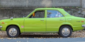 Beitragsbild des Blogbeitrags 10 Jahre Grünzeug im Fuhrpark: Mein Mazda 818 Sedan de Luxe 