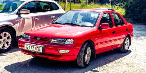 Beitragsbild des Blogbeitrags Das Mauerblümchen: Kia Sephia GTX