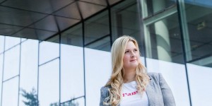 Beitragsbild des Blogbeitrags Outfit – Back to Business mit Karo Blazer
