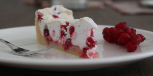 Beitragsbild des Blogbeitrags Ribiselkuchen