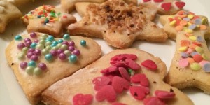 Beitragsbild des Blogbeitrags Bunte Marzipanplätzchen