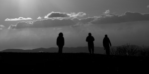 Beitragsbild des Blogbeitrags An Autumn For Crippled Children – All Fell Silent, Everything Went Quiet