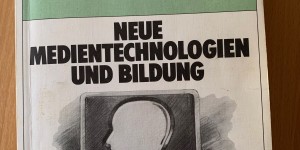 Beitragsbild des Blogbeitrags „Zweiwegfernsehen“ und Bildung in den Siebziger Jahren