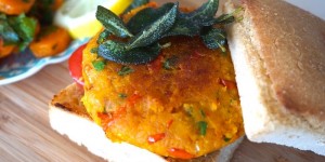 Beitragsbild des Blogbeitrags September Food Trend - Fast Good mit Kürbis-Burger