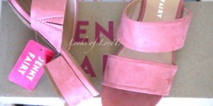 Beitragsbild des Blogbeitrags Neue Sommerschuhe - Rosa Schlapfen & Sandalen mit kleinem Absatz 