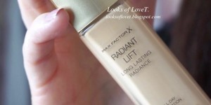 Beitragsbild des Blogbeitrags Flüssige Foundation speziell für reife Haut - Make up Lichtschutzfaktor 30