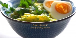 Beitragsbild des Blogbeitrags Topfgucker ABC .. E wie Erbsenpesto mit Ei