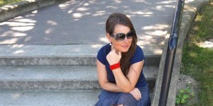Beitragsbild des Blogbeitrags Mode - Diese ein bis zwei besonderen Farben, die jünger machen
