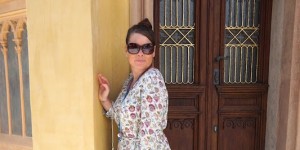 Beitragsbild des Blogbeitrags Mode Ü50 - Mit neuen Sommerkleidern durch den August