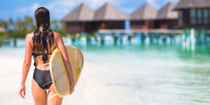 Beitragsbild des Blogbeitrags Die perfekte Welle: Planung einer aufregenden Surfreise zu den besten Surfspots der Welt