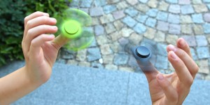 Beitragsbild des Blogbeitrags Mega-Trend am Schulhof: Fidget Spinner, selbstgemacht