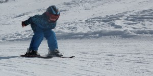 Beitragsbild des Blogbeitrags Winterurlaub mit Familie: Die 5 besten Skigebiete + ideale Unterkunft mit BestFewo