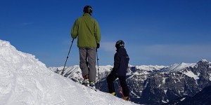 Beitragsbild des Blogbeitrags Skifahren mit Kind: Bewegungsberg Golm, Montafon