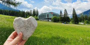 Beitragsbild des Blogbeitrags Erlebnisreiche Auszeit im Design-Hotel in den Bergen