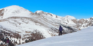 Beitragsbild des Blogbeitrags Nachhaltig Ski fahren: 7 Tipps für den klimabewussten Skiurlaub + Selbstversuch!