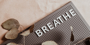 Beitragsbild des Blogbeitrags Richtiges Atmen: Stress und Müdigkeit wirksam bekämpfen 