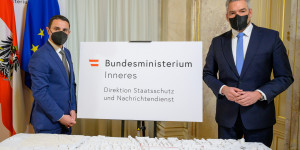 Beitragsbild des Blogbeitrags DSN: Mehr als ein Türschild?