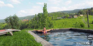Beitragsbild des Blogbeitrags Pures Leben: Weinberg Ferienhaus-Idylle mit Hund