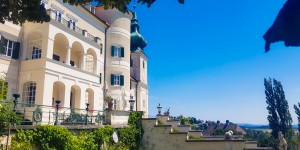Beitragsbild des Blogbeitrags Schloss Artstetten: Das Schmuckkasterl des Franz Ferdinand