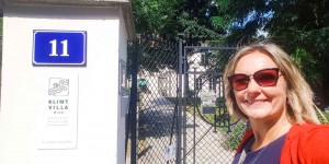 Beitragsbild des Blogbeitrags Ein Wien-Citytrip mit Mazda: Die Klimt Villa und andere Klimt Hot Spots.