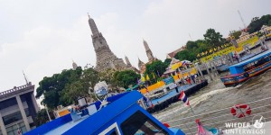 Beitragsbild des Blogbeitrags Bangkok Sehenswürdigkeiten: Hop On Hop Off am TouristBoat