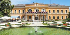 Beitragsbild des Blogbeitrags Urlaub in Bad Hall: 12 Tipps zum Eintauchen, Aufleben und Genießen