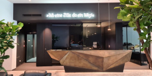 Beitragsbild des Blogbeitrags Wo in Ischl einst die Zillen anlegten: Wohnen im Hotel „Goldenes Schiff“