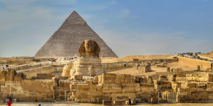 Beitragsbild des Blogbeitrags Die Pyramiden von Gizeh: Das letzte echte Weltwunder 