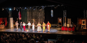 Beitragsbild des Blogbeitrags Raimundspiele Gutenstein Premiere: „Es muss geschieden sein“