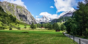 Beitragsbild des Blogbeitrags Osttiroler Adlerweg Etappe 9: Von der Stüdlhütte hinunter zum Lucknerhaus 