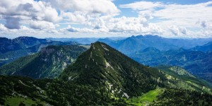 Beitragsbild des Blogbeitrags Gipfel-Trio rund um die Steyrerhütte: Kasberg, Roßschopf und Schwalbenmauer 