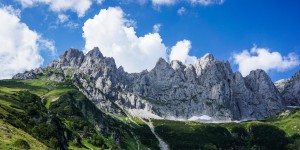 Beitragsbild des Blogbeitrags Adlerweg Etappe 1: Von St. Johann in Tirol auf die Gaudeamushütte 