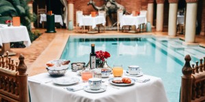 Beitragsbild des Blogbeitrags La Sultana {Oder: Wir entfliehen dem Trubel Marrakeschs}