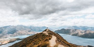 Beitragsbild des Blogbeitrags Wanderung auf den Roys Peak & Reisetipps für Wanaka 