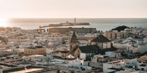 Beitragsbild des Blogbeitrags Cádiz: Unsere Highlights und Tipps für die andalusische Küstenstadt 