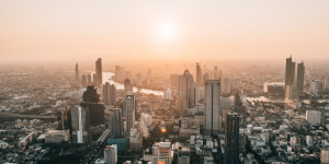 Beitragsbild des Blogbeitrags Rooftop Bars in Bangkok: Unsere Tipps