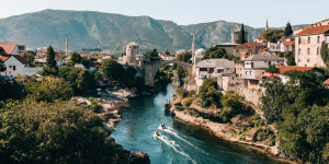 Beitragsbild des Blogbeitrags Mostar Tipps: Bosniens berühmte Brücke & weitere Sehenswürdigkeiten 