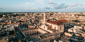 Beitragsbild des Blogbeitrags Lecce in Italien: Sehenswürdigkeiten und Tipps für die Barockstadt 