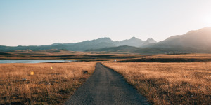 Beitragsbild des Blogbeitrags Roadtrips in Europa: 10 großartige Reiserouten