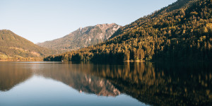 Beitragsbild des Blogbeitrags 7 Tipps & Sehenswürdigkeiten für den perfekten Urlaub in Lunz am See
