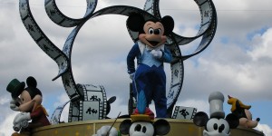 Beitragsbild des Blogbeitrags Mit Kindern in Florida zum Freizeitpark Walt Disney World Orlando 
