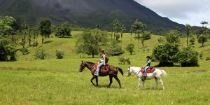 Beitragsbild des Blogbeitrags Mit Kindern die Sehenswürdigkeiten von Fortuna, Costa Rica, entdecken