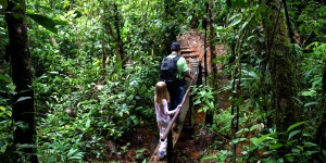 Beitragsbild des Blogbeitrags Reisebericht Costa Rica als Buch erhältlich