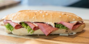 Beitragsbild des Blogbeitrags Dreierlei Pastrami Sandwich von Oliver Hoffinger 