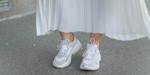 Beitragsbild des Blogbeitrags Frühjahrstrends 2019: Chunky Sneakers in Weiß