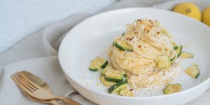 Beitragsbild des Blogbeitrags Einfache Zitronen-Ricotta-Pasta – Rezept unter 15 Minuten