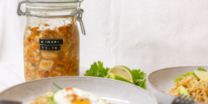 Beitragsbild des Blogbeitrags Kimchi selber machen – einfaches Rezept und Tipps