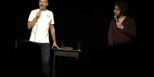 Beitragsbild des Blogbeitrags Kabarett ist tot – ein Live-Podcast 